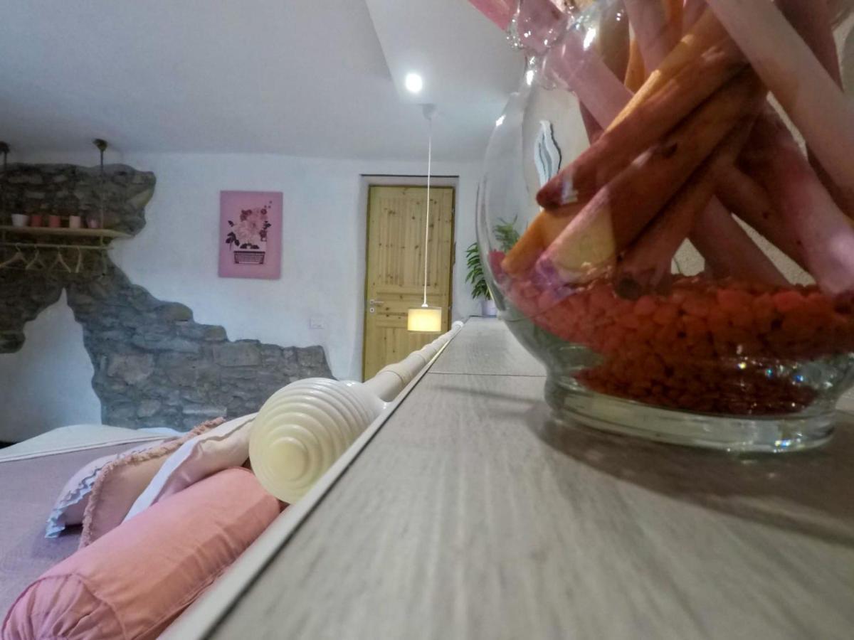 B&B La Casa Dei Cuori Millesimo Eksteriør billede